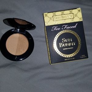 Too faced bronzer